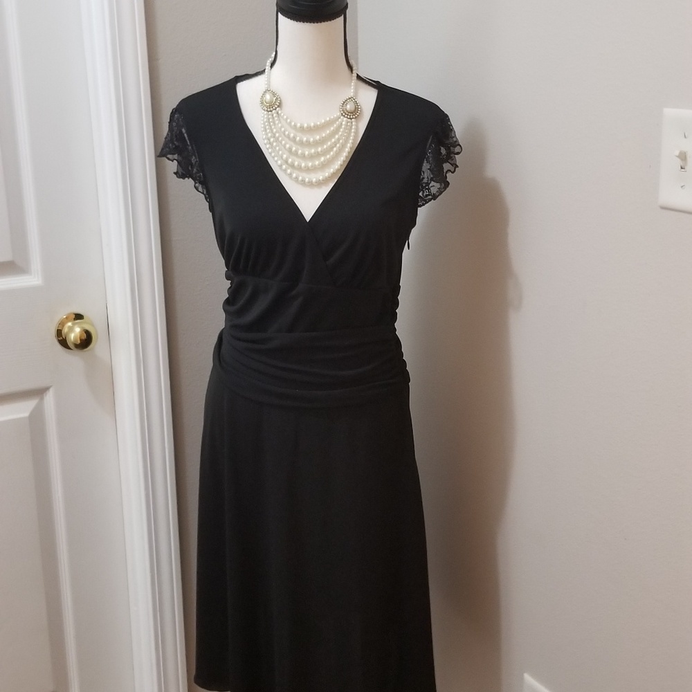 Moda International sz M black v-neck dress